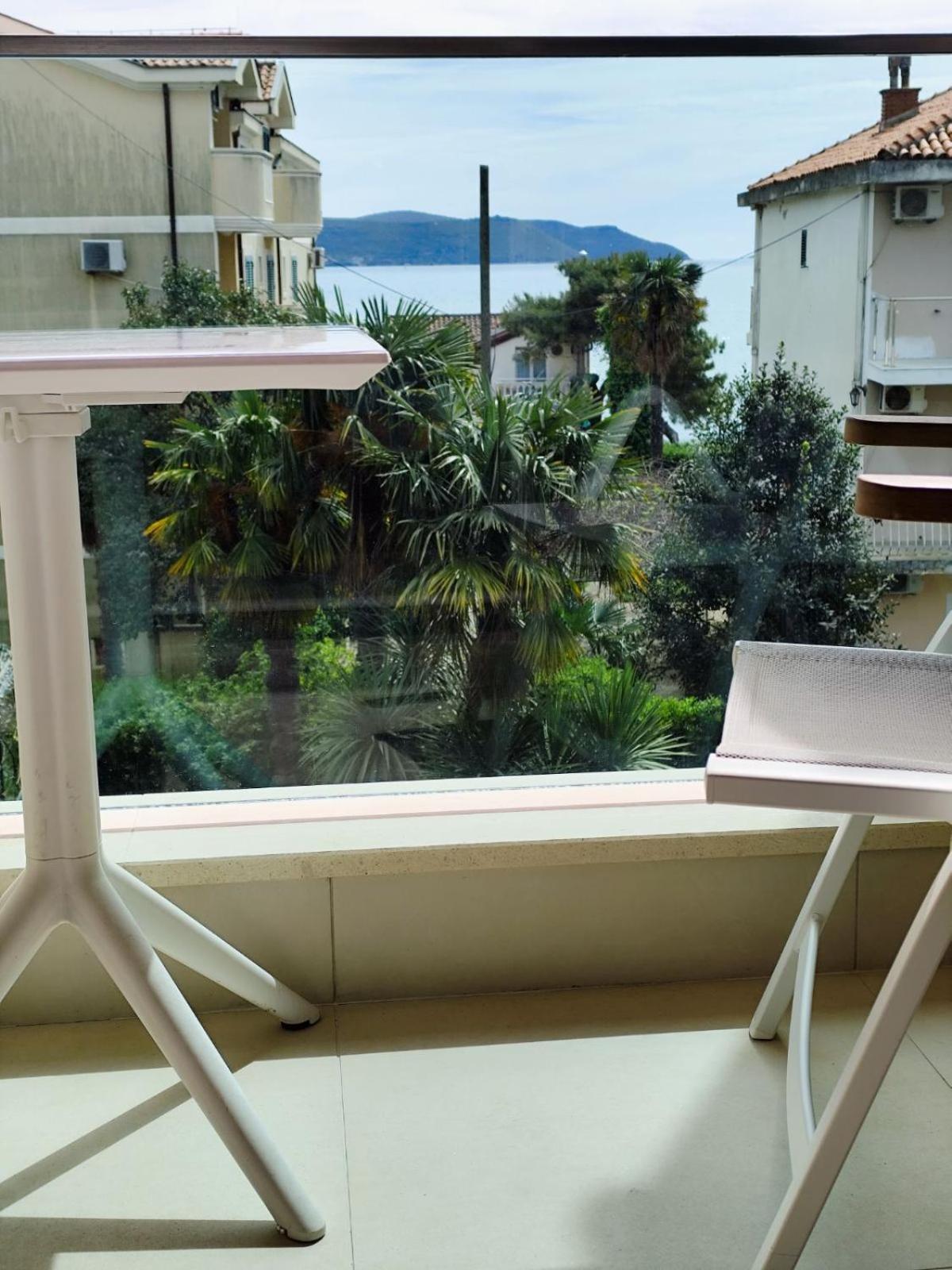 Lucky Studios Herceg Novi Exterior photo